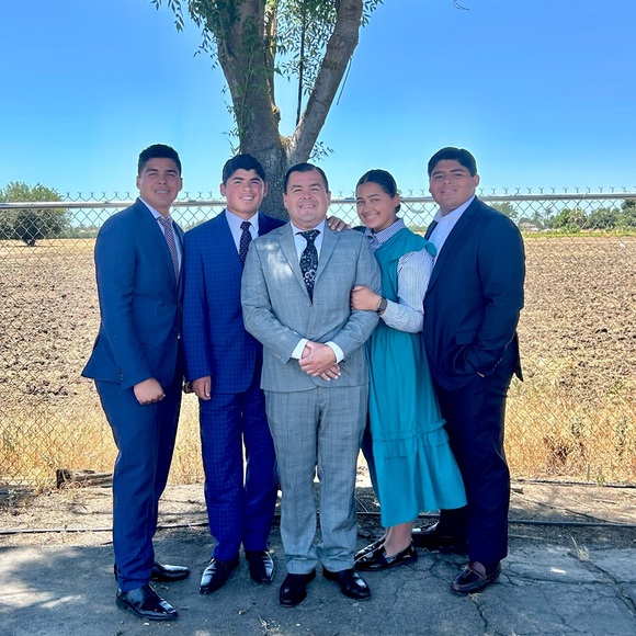 welcome to my closet, my name is makaylah💫 - Picture 10 of 11